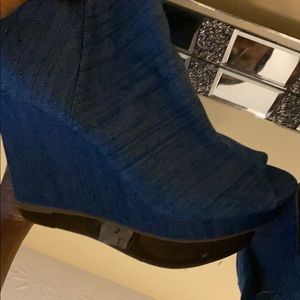 Wedge blue Jean shoes